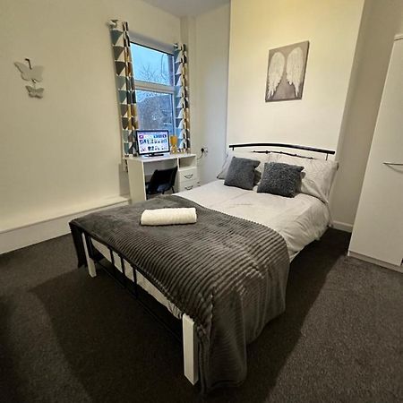 Lovely Town House Room 3 Coventry Luaran gambar
