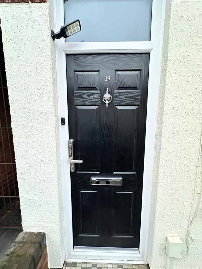 Lovely Town House Room 3 Coventry Luaran gambar